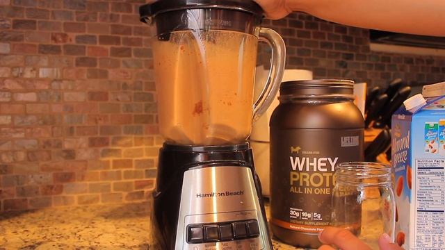 How to make a Mocha Java Protein Shake in less than 2 mins. смотреть онлайн