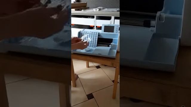 Распаковка плоттера Brother sdx1200 смотреть онлайн