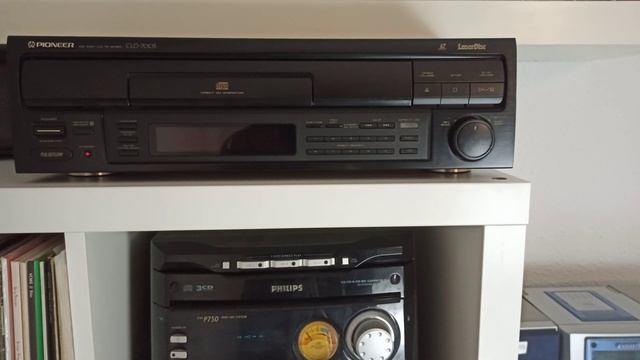 Review Laserdisc Pioneer CLD-700S Parte 2 de 2 Función Direct CD смотреть онлайн