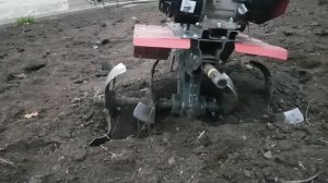 Мотоблок ОКА заваливается на левую фрезу, что не так?