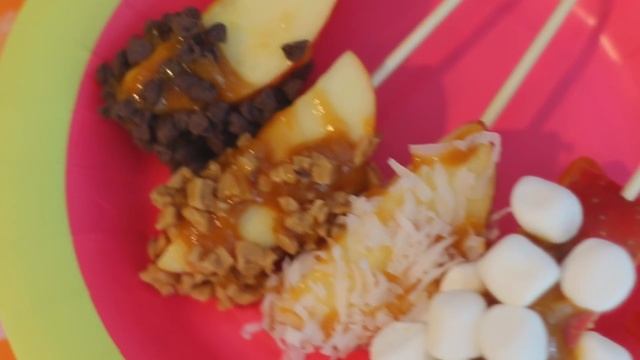 Fall DIYs You NEED To Try! DIY Pinterest Decor & Recipes!