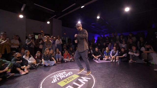 Малой vs Миррр popping pro Kvartirnik battle смотреть онлайн