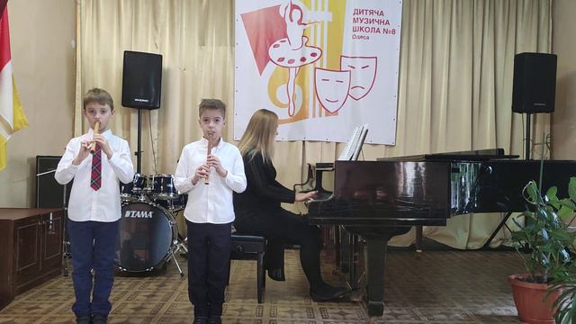 Г. Компанеец "Менуэт". В исполнении дуэта блокфлейт, Накул Артем и Хмарюк Игорь. смотреть онлайн