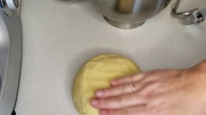 Пельмени...Рецепт теста на кипятке. Замешиваю в планетарном миксере.