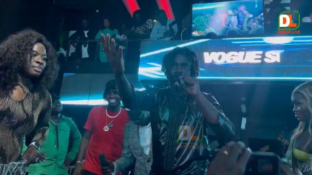 Du jamais vue: Ndeye Gueye Junior explose la soirée de wally seck au vogue смотреть онлайн