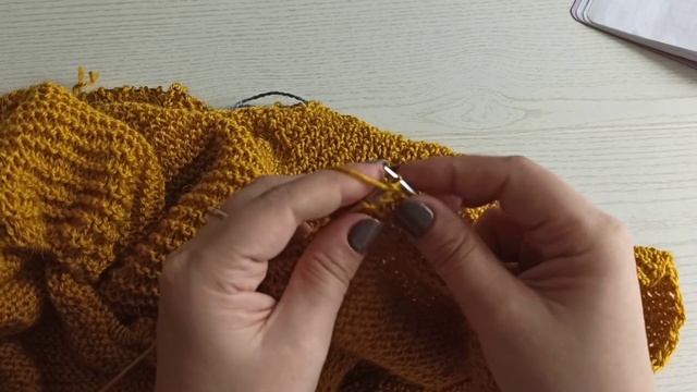 Просто поболтаем. Посидим спицами постучим смотреть онлайн