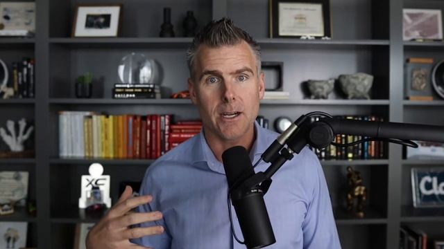 What Is SaaS? (Explained in 5 Minutes) смотреть онлайн