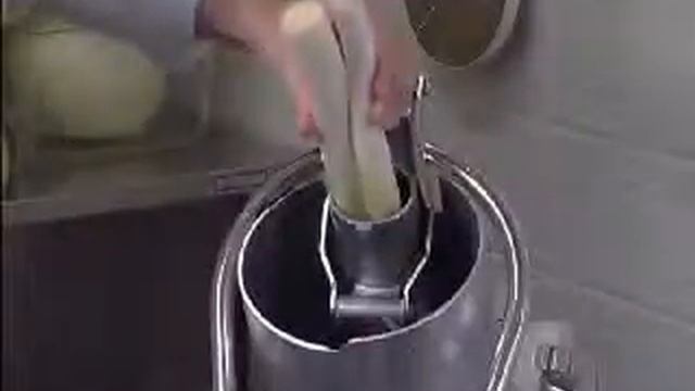 Нарезка лука-порея ломтиками 1,5 мм RG HALLDE_Leek slicer 1,5 mm_ROVABO смотреть онлайн