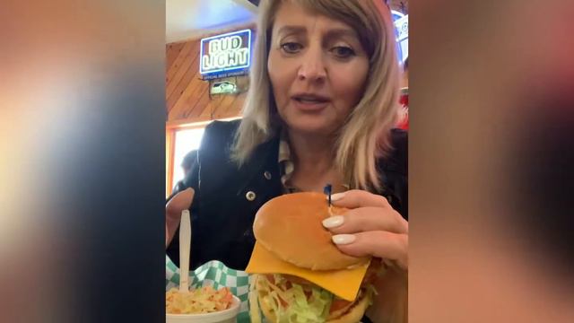 В АМЕРИКЕ КУШАЕМ ГАМБУРГЕРЫ И ЧИЗБУРГЕРЫ