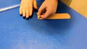 Как снимать кинезио тейп