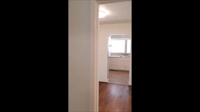 18 E. Acacia St. смотреть онлайн