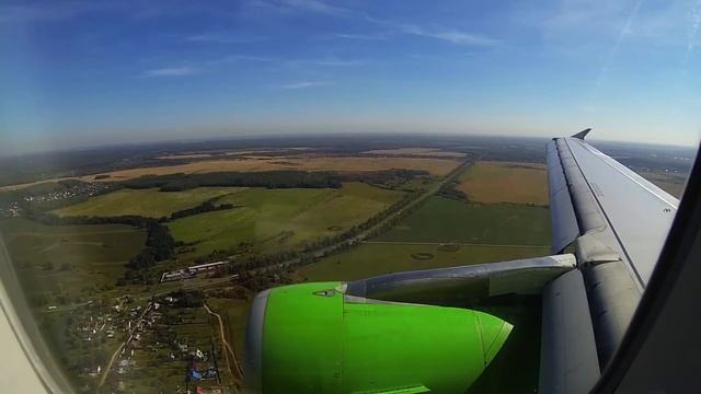 S7 777. Landing in Domodedovo International Airport (Moscow) смотреть онлайн