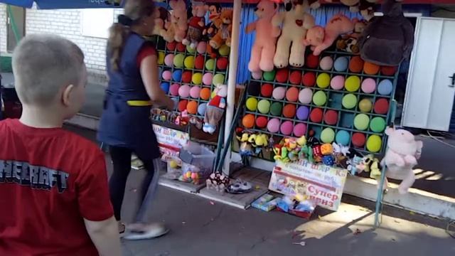 Стреляю дротиками в шарики смотреть онлайн