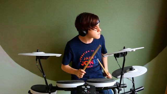 Bon Jovi it's my life (Drumcover) смотреть онлайн