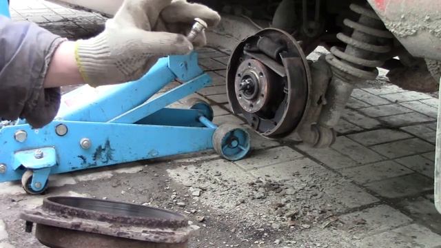 Замена шпильки на барабане под плохое настроение.... смотреть онлайн