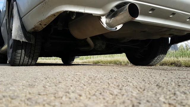 Subaru Legacy BD 2.2 Stock Sound смотреть онлайн