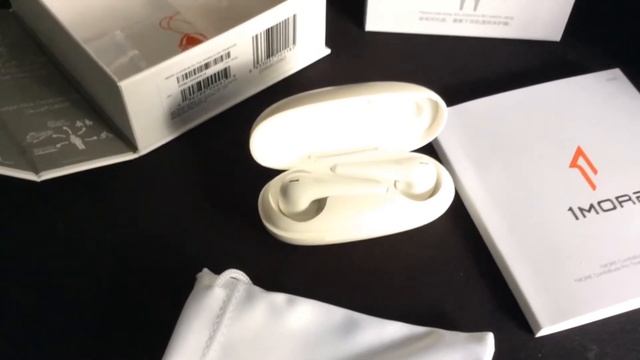 1MORE ComfoBuds Pro True Wireless Unboxing & Impressions - PRO BLUETOOTH COMFORT? смотреть онлайн