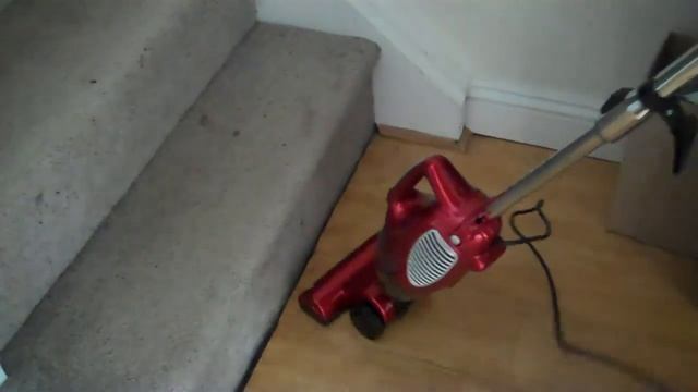 The Ewbank Chilli Handheld Vacuum Cleaner смотреть онлайн