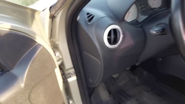 Рено Логан 2011г, 1.6, 8 кл обзор, отзыв владельца. смотреть онлайн