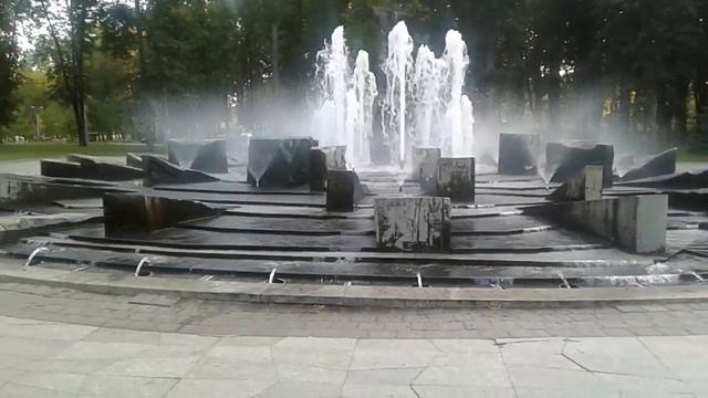 ФОНТАН "ПОБЕДЫ" В МИНСКЕ! ЦЕНТР! ПРИЯТНОЕ МЕСТО!! смотреть онлайн