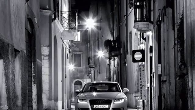 011570 Audi, ночь, улица, фонари, черно белая смотреть онлайн
