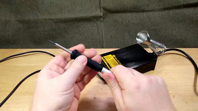 Обзор паяльной станции HandsKit на жалах T12 смотреть онлайн