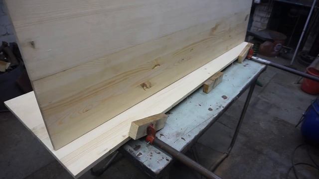 Built-in cabinet made of shaped pipes. смотреть онлайн