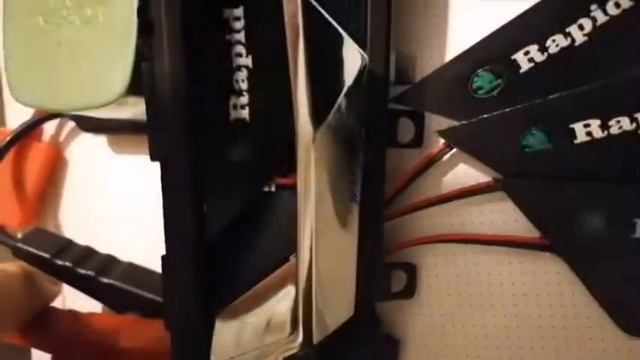 Подсветка ручек дверей салона автомобиля Škoda Rapid смотреть онлайн