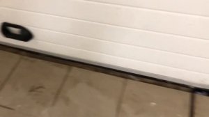 Гараж  Греющий кабель под воротами секционными