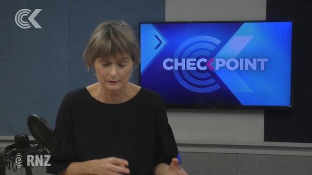 Covid-19: Taxi drivers respond to mandatory mask rules смотреть онлайн