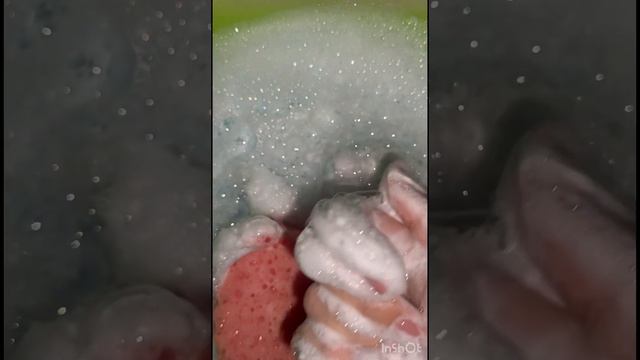 ASMR🥰 Синее Хозяйственное Мыло ( красит все: тазик, руки , губку) ; Duru Морское ( глицеринка) смотреть онлайн
