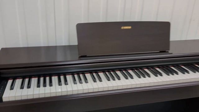 Yamaha Arius YDP-144 digital piano in rosewood stock number 22399 смотреть онлайн