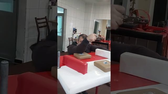 The Desperation Move in Armwrestling смотреть онлайн