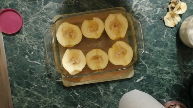 АЙВА ЗАПЕЧЕННАЯ В ДУХОВКЕ. смотреть онлайн