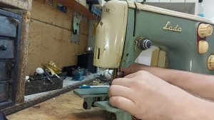 Ремонт швейной машинки _Лада_ петляет