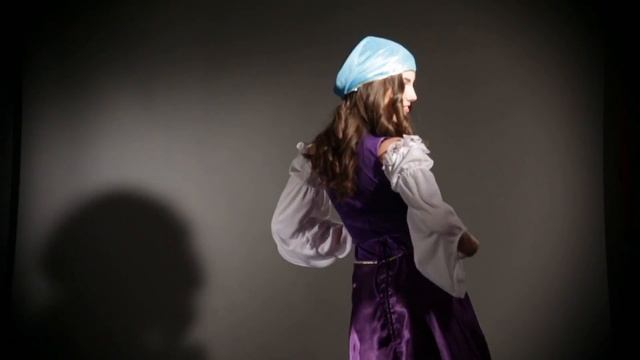 Цыганский костюм для девушки смотреть онлайн