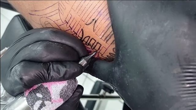 ROSE TATTOO TIMELAPSE AND MICROPHONE TATTOO смотреть онлайн