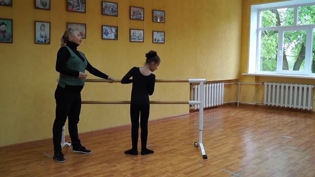 Онлайн видео урок по хореографии "Классический экзерсис" от рук. Ивановой С.В. смотреть онлайн