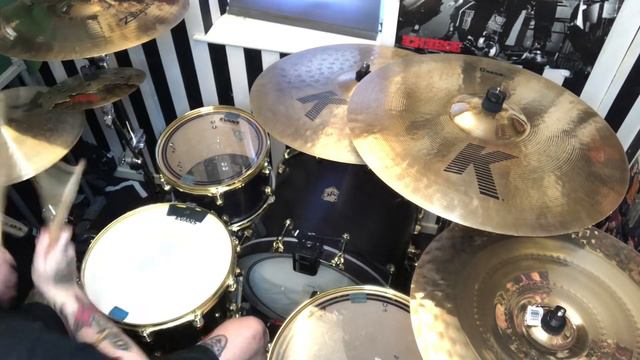 Blink 182- First Date (Drum Cover) смотреть онлайн