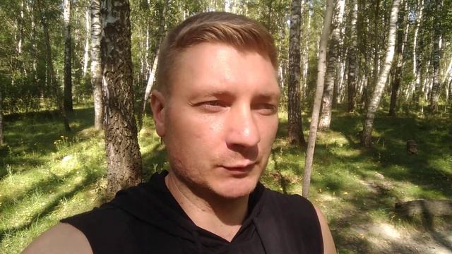 Чем мужчина привлекает женщину. Как стать привлекательным. смотреть онлайн