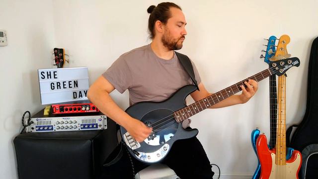 Green Day - She (Bass Cover) смотреть онлайн