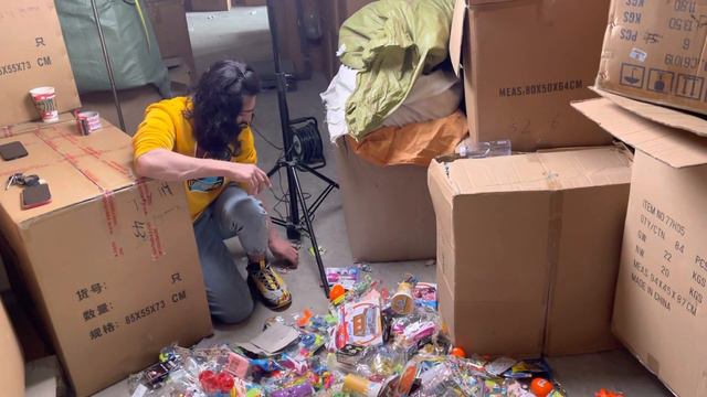 شحن من الصين | تنزيلات العاب حاجة الف 10 كرتون كود Toy400 سعر 500$ #وياكم_نكبر