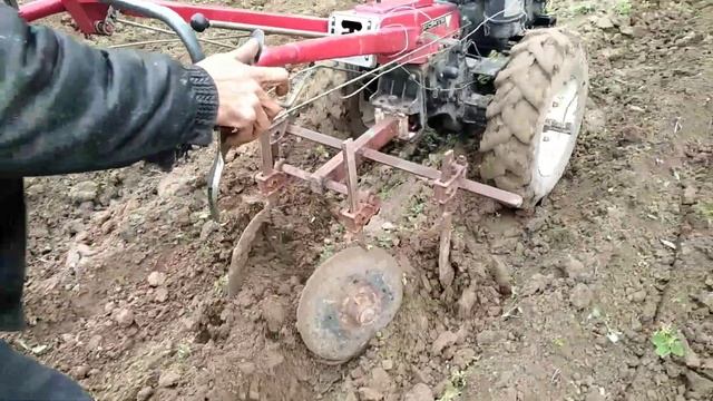 підгортаня картошки 2021 20 соток смотреть онлайн