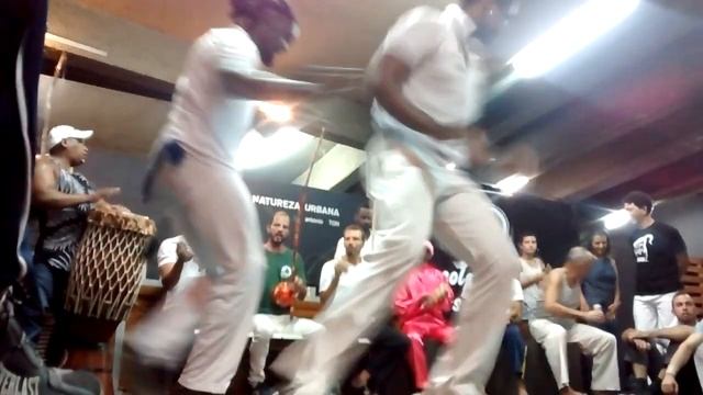 ✔?Jogo lindo! Amendoin & Jamaica Escola Nestor Capoeira смотреть онлайн