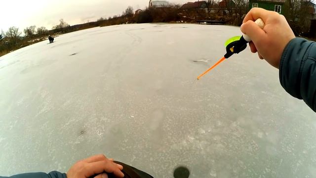 Эта МОРМЫШКА не оставит без рыбы! Мини МАСТЕР-КЛАСС по безмотылке! смотреть онлайн