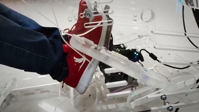 GT-One Multi-purpose Cockpit Frame. Simracing with style! смотреть онлайн