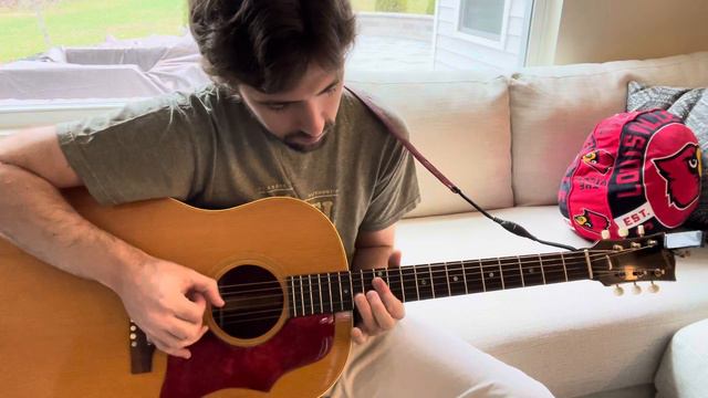 Scuttle Buttin’- Stevie Ray Vaughan & Double Trouble (Acoustic cover) смотреть онлайн