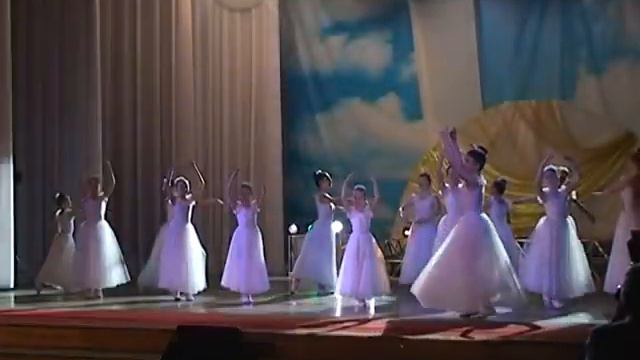 Нефтекамки принимают поздравления в честь Женского дня смотреть онлайн