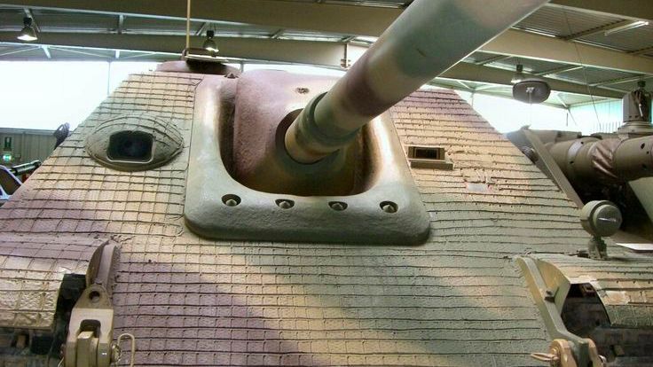 Зачем немецкому танку была нужна «рифлёная» броня смотреть онлайн