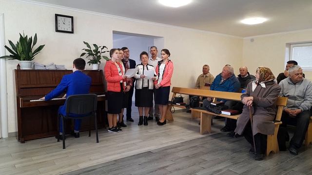 В воскресенье первом том чудесном... Сім'я Старосвітських.